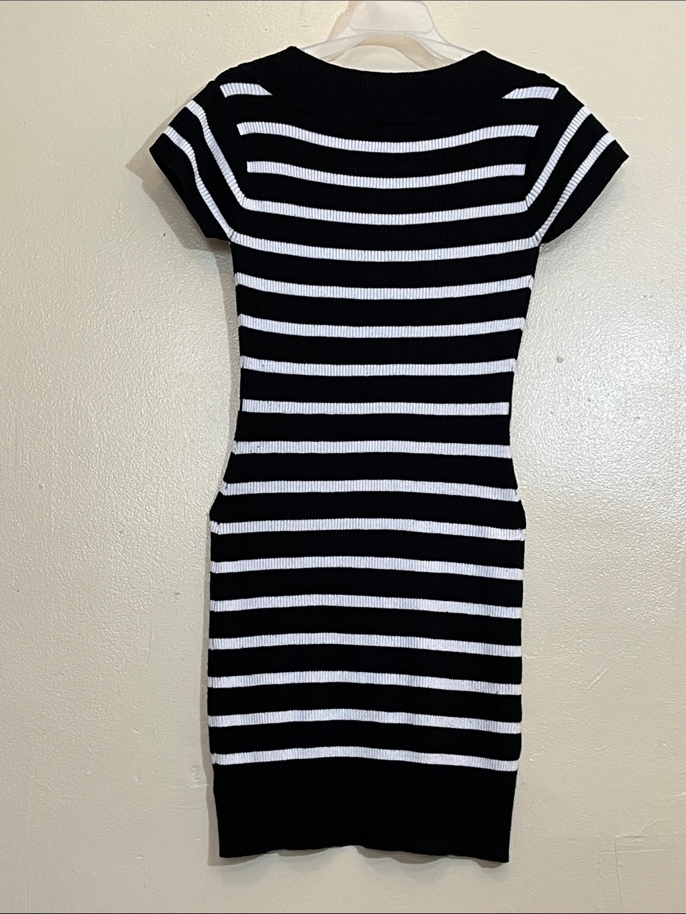 Striped V-Neck Knit Dress in Black and White - Picture 2 of 8
